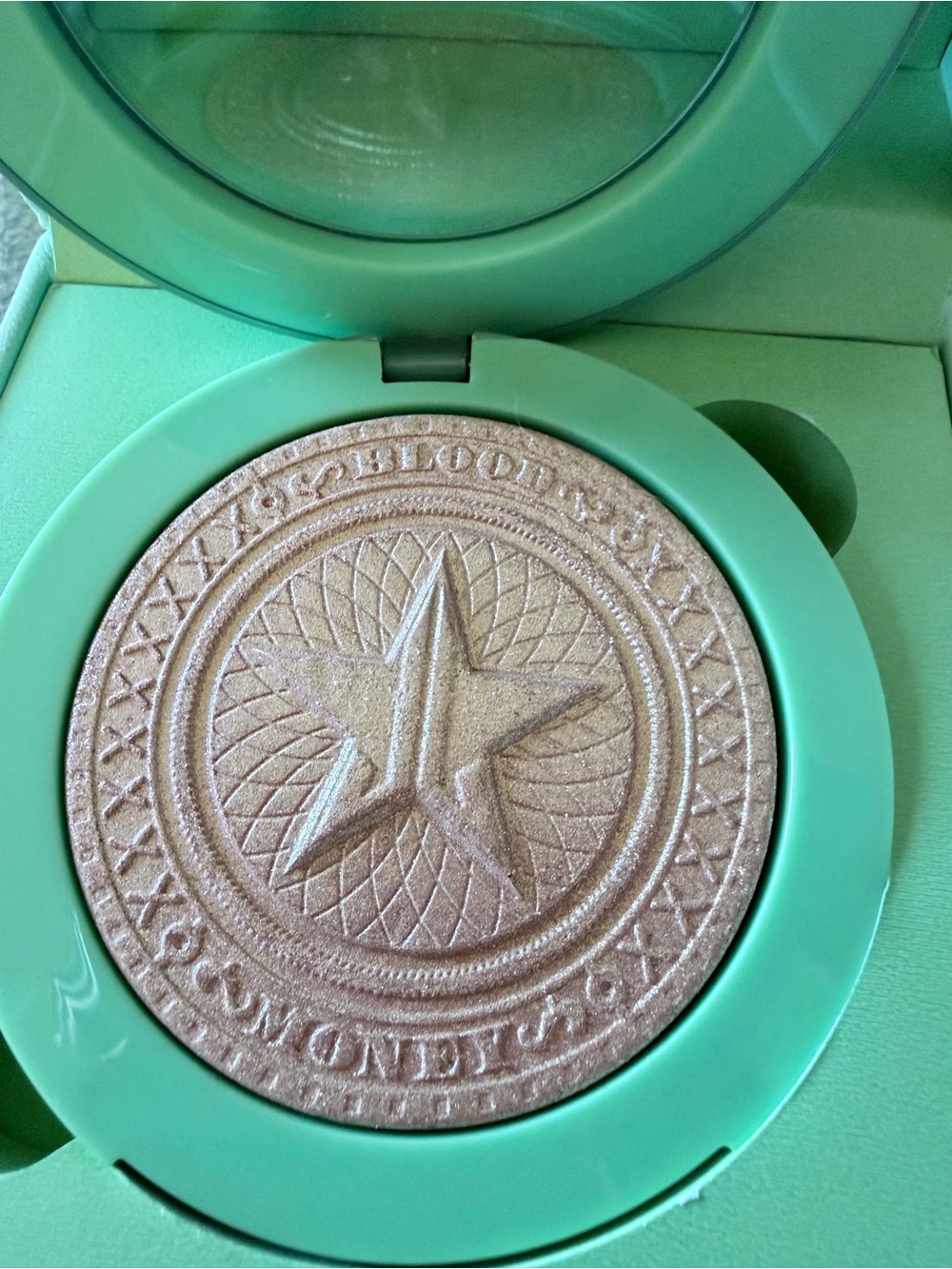 BNIB Jeffree Star Extreme Frost Highlighter - Cold Hard Cash